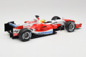 Toyota TF105 #17 R. Schumacher Panasonic Toyota Racing 2005 Minichamps 1:18 100050017 Kovina – slika 2 od 7