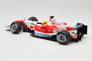 Toyota TF105 #17 R. Schumacher Panasonic Toyota Racing 2005 Minichamps 1:18 100050017 Kovina – slika 5 od 7