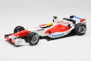 Toyota TF105 #17 R. Schumacher Panasonic Toyota Racing Showcar 2005 Minichamps 1:18 100050087 Kovina