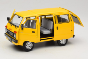 Toyota TJ110 Tianjin Huali Rumen OEM 1:18 TOYOTA014 Kovina – slika 2 od 8