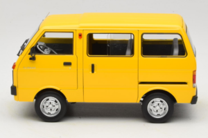 Toyota TJ110 Tianjin Huali Rumen OEM 1:18 TOYOTA014 Kovina – slika 4 od 8