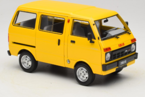 Toyota TJ110 Tianjin Huali Rumen OEM 1:18 TOYOTA014 Kovina – slika 6 od 8