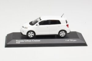 Toyota Urban Cruiser Bela Minichamps 1:43 400166960 Kovina