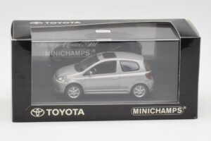 Toyota Yaris XP10 TS Siv Minichamps 1:43 TOYOTA007 Kovina – slika 2 od 3