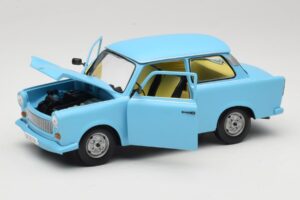 Trabant 601 Modra Sun Star 1:18 4290 Kovina – slika 2 od 8