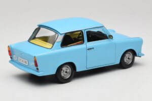 Trabant 601 Modra Sun Star 1:18 4290 Kovina – slika 3 od 8
