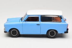 Trabant 601 Karavan Modra Sun Star 1:18 4272 Kovina – slika 4 od 8