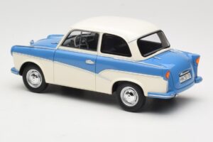 Trabant P50 Svetlomodra Kremna BoS Models 1:18 BOS035 Smola – slika 5 od 6