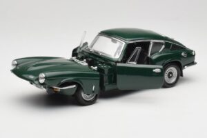 Triumph GT6 Mk3 Zelena Sun Star 1:18 1055 Kovina – slika 2 od 8