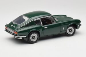 Triumph GT6 Mk3 Zelena Sun Star 1:18 1055 Kovina – slika 3 od 8