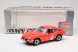 Triumph GT6 Mk3 Rdeč Sun Star 1:18 1056 Kovina – slika 6 od 6
