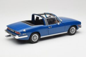 Triumph Stag Mk1 Sapphire Blue Revell 1:18 8815 Kovina – slika 3 od 8