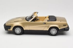 Triumph TR7 DHC Zlat BoS Models 1:18 BOS221 Smola – slika 3 od 6