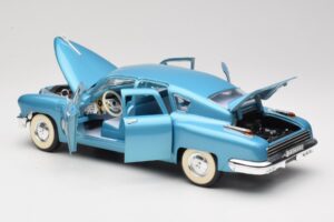 Tucker Torpedo Moder Road Signature 1:18 92268 Kovina – slika 5 od 8
