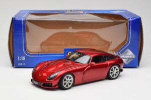 TVR Sagaris Rdeč Revell 1:18 08816 Kovina – slika 8 od 8