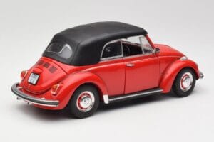 Volkswagen 1302 LS Kabriolet Rdeča Revell 1:18 08470 Kovina – slika 3 od 8
