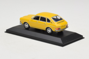 Volkswagen 411 Rumena Minichamps 1:43 VW005 Kovina – slika 3 od 4