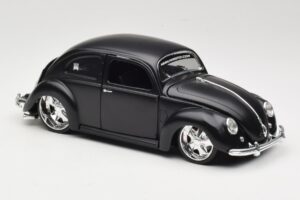 Volkswagen Beetle Type 1 Črn Maisto 1:18 31018 Kovina – slika 6 od 8