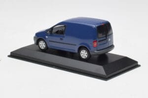 Volkswagen Caddy 2K Moder Minichamps 1:43 CADDY001 Kovina – slika 3 od 4