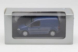 Volkswagen Caddy 2K Moder Minichamps 1:43 CADDY001 Kovina – slika 4 od 4