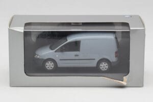 Volkswagen Caddy 2K Siv Minichamps 1:43 CADDY007 Kovina – slika 4 od 4