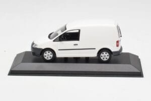 Volkswagen Caddy 2K Bel Minichamps 1:43 CADDY003 Kovina