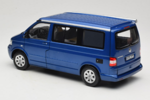 Volkswagen California T4 Ravenna Blue Metallic Norev 1:18 188607 Kovina – slika 7 od 8