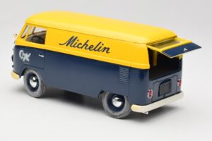 Volkswagen T1 Combi Michelin Črn & Rumen Solido 1:18 9406 Kovina – slika 5 od 8