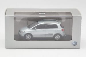 Volkswagen Cross Golf Mk5 Srebrn Minichamps 1:43 GOLF003 Kovina – slika 4 od 4