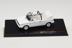 Volkswagen Golf Kabriolet Mk1 Bel IXO 1:43 CLC590N Kovina