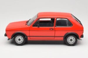 Volkswagen Golf GTI Mk1 Rdeča Solido 1:18 8166 Kovina – slika 4 od 8