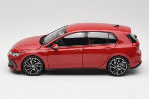 Volkswagen Golf GTI Mk8 Tornado Red Norev 1:18 188595 Kovina – slika 4 od 8
