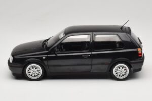Volkswagen Golf Mk3 GTI Black Metallic Norev 1:18 188415 Kovina – slika 4 od 8