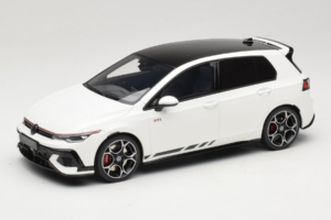 Volkswagen Golf Mk8 GTI Clubsport Pure White Otto 1:18 OT1221 Smola