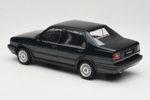 Volkswagen Jetta Mk3 CL Črn Icartime 1:18 JETTA001 Kovina – slika 7 od 8