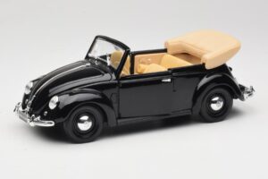 Volkswagen Hrošč Kabriolet Črn Maisto 1:18 37800-M6 Kovina
