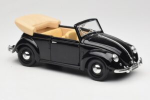 Volkswagen Hrošč Kabriolet Črn Maisto 1:18 37800-M6 Kovina – slika 6 od 8