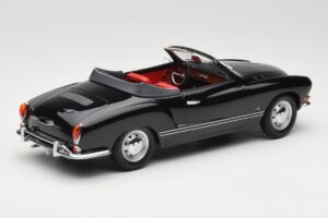 Volkswagen Karmann Ghia Kabriolet Črn Minichamps 1:18 155054031 Kovina – slika 2 od 6