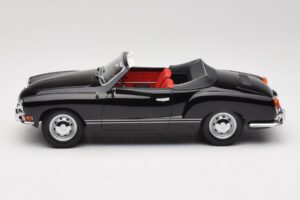 Volkswagen Karmann Ghia Kabriolet Črn Minichamps 1:18 155054031 Kovina – slika 3 od 6