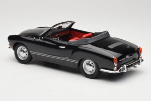 Volkswagen Karmann Ghia Kabriolet Črn Minichamps 1:18 155054031 Kovina – slika 5 od 6