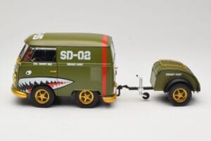 Volkswagen Kool Kombi Army Fighter Green Solido 1:18 S1810901 Kovina – slika 4 od 8