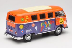 Volkswagen Microbus T1 Flower Power Road Signature 1:18 92329 Kovina – slika 3 od 8