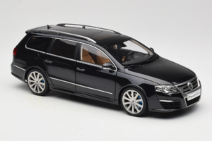 Volkswagen Passat B6 R36 Variant Črn NZG 1:18 KF044-4A Kovina – slika 6 od 8