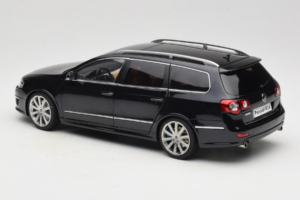 Volkswagen Passat B6 R36 Variant Črn NZG 1:18 KF044-4A Kovina – slika 7 od 8