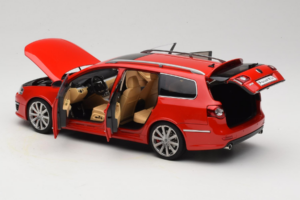 Volkswagen Passat B6 R36 Variant Rdeč NZG 1:18 KF044-5 Kovina – slika 5 od 8