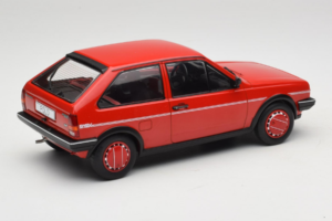 Volkswagen Polo II Coupe Fox MCG 1:18 MCG18523 Kovina – slika 2 od 6