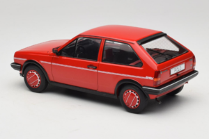 Volkswagen Polo II Coupe Fox MCG 1:18 MCG18523 Kovina – slika 5 od 6