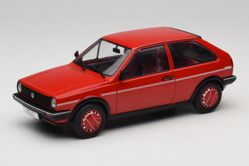 Volkswagen Polo II Coupe Fox MCG 1:18 MCG18523 Kovina