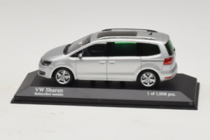 Volkswagen Sharan Srebrna Minichamps 1:43 400058101 Kovina