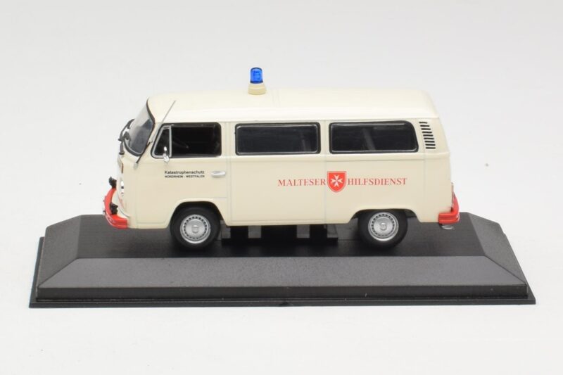Volkswagen T2 Ambulance Malteser Hilfsdienst Minichamps 1:43 400053092 Kovina